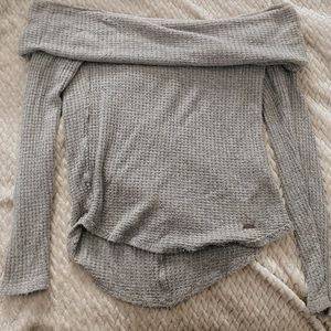 Hollister off the shoulder long sleeve!